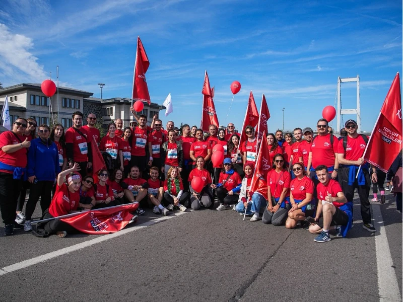 BİRLİKTE KOŞTUK, BİRLİKTE DEĞİŞTİRDİK: 1.520 GENCİN GELECEĞİNE DESTEK!
